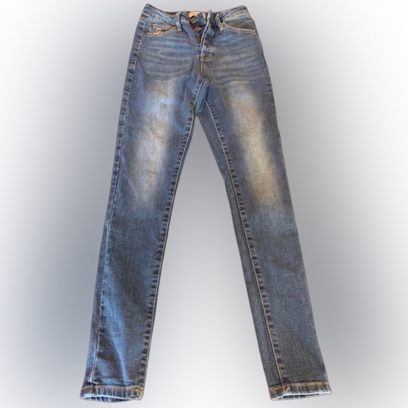 special a Denim - NWOT Special A High Rise Skinny Jeans Sz 1
